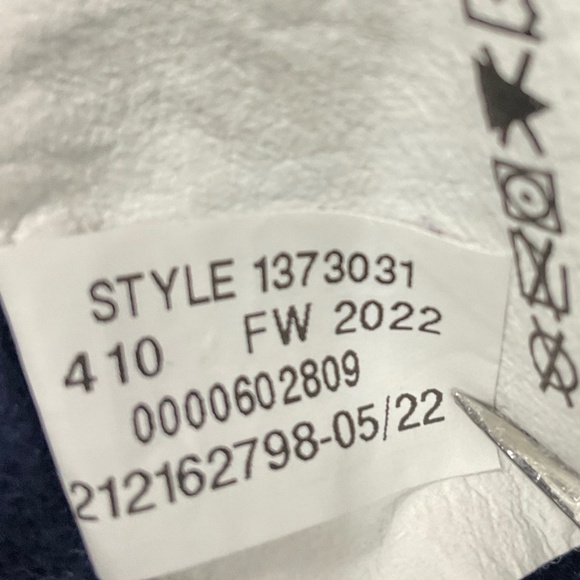 Under Armour  Rival Cb Fleece Top, Color Midnight Navy/Aurora Purple/Jellyfish - Picture 11 of 11